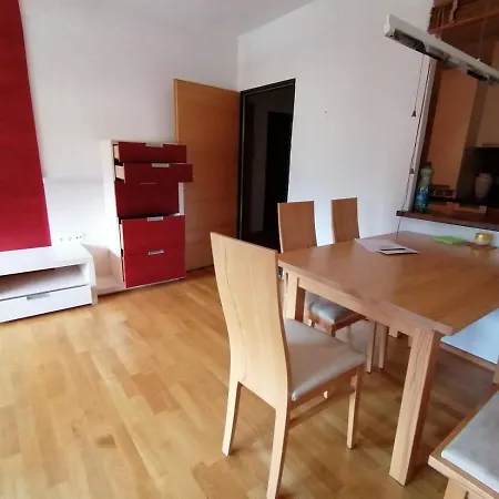 Seeappartment Regina Bodensdorf Am Ossiacher Am Fusse Der Gerlitzen شقة Tschoran