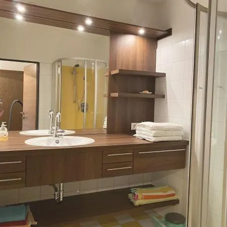 Seeappartment Regina Bodensdorf Am Ossiacher Am Fuße Der Gerlitzen * Tschoran