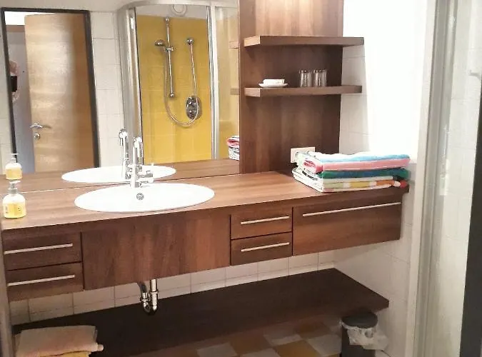 Seeappartment Regina Bodensdorf Am Ossiacher Am Fusse Der Gerlitzen Tschoran